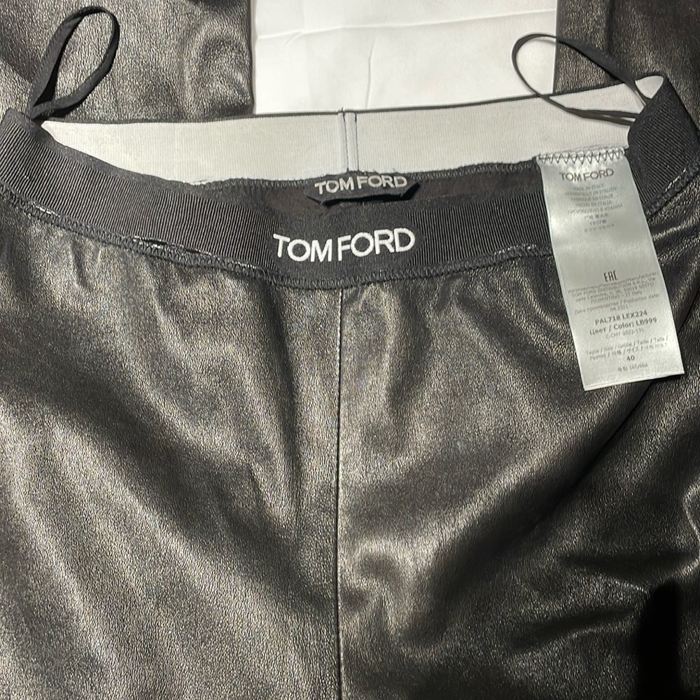 TOM FORD
Leather Logo Waist Legging